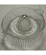 Vintage Clear Glass Citrus Juicer Orange Lemon Lime Juice Reamer Ribbed - $9.74