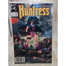 The Huntress Comic Book #1, DC 1989, 1st App of Helena Bertinelli - $9.97
