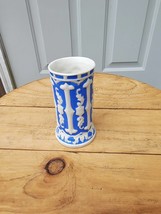 T J &amp; J Mayers Dalehall Pottery Longport Blue And White Embossed Vase. - $39.00