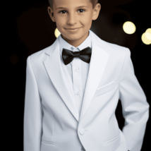 Boys White James Bond Tuxedo Suit - $1,332.78 MXN+