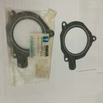 Genuine Yamaha 6H4-15369-A1-00 6H4-15369-01-00 Upper Crankshaft Oil Seal... - $4.95