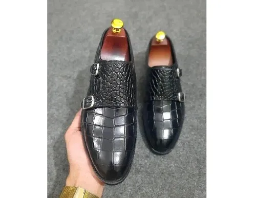 Handmade Men black crocodile texture Loafer Shoes, tassel loafer Shoes, - $159.99