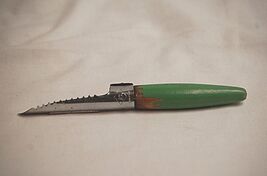 A&amp;J Ekco Hand Peeler Green Wooden Handle Vintage MCM USA - $9.89