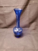 Vintage Cobalt Blue Bulbous Base Art Glass Bud Vase, Etched Flower Pattern 8&quot; - £9.08 GBP