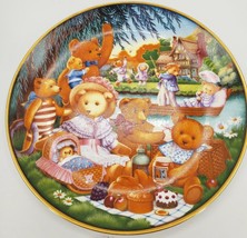 Teddy Bear Plate by Carol Lawson from the Franklin Mint-A Teddy Bear Picnic - $16.74