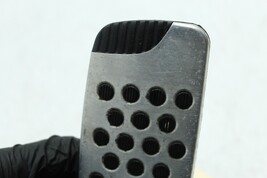 2003-2008 INFINITI FX35 FX45 BRAKE FOOT PEDAL COVER H1774 image 10