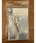 Victoria Lynn Brand Sealed Lapel Vase Pin with Braid Trim Silver Color, NEW - €15,76 EUR