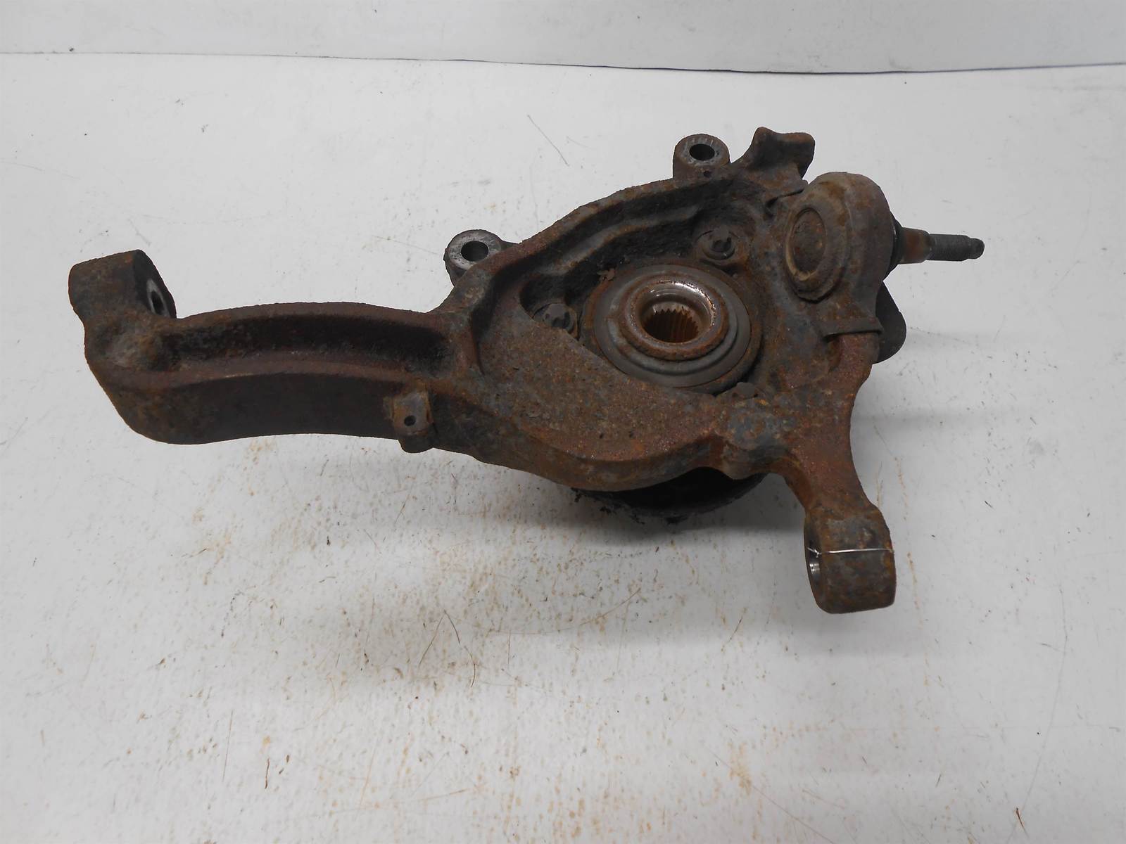 2002-2007 Jeep Liberty Spindle Knuckle Right Passenger Front - $94.99