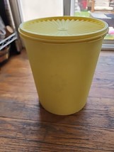 Tupperware #1339-3  Yellow Servalier Jumbo Canister With Lid Vintage  - £9.77 GBP