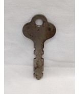 Vintage No Makers Mark Key 1 1/2&quot; - $184.68 MXN