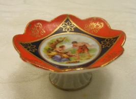 Vintage Germany Porcelain Pin Tray Scalloped Footed Dish Couple with Che... - $34.64