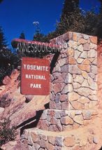 35 mm color slide * Kodak Blue Border hanging sign YOSEMITE NATIONAL PARK - $5.50