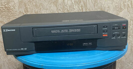 Vtg Emerson VCR-3003 Digital Auto Tracking HQ 4 Head VHS Player For Parts - $14.73