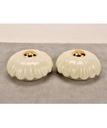 Umbrella Leaf Porcelain Salt &amp; Pepper Shakers, Gold Painted Center, Low ... - $358.62 MXN
