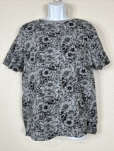 Rugby University Gray Floral T Shirt Short Sleeve Men Size L - $7.65
