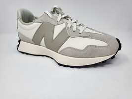 Brand new Pair Of New Balance Women style WS327AOO Size 11 us - £115.23 GBP