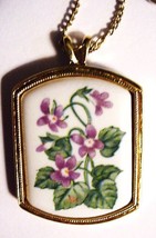 Vintage AVON Guilloche Green Enamel Floral Pendant on Chain - £36.08 GBP