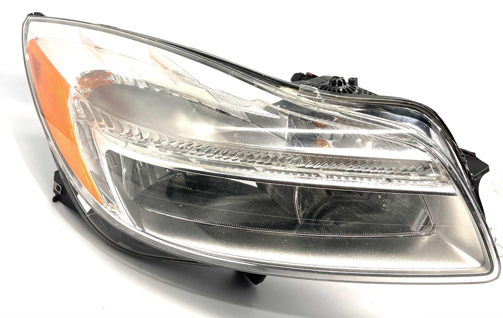 2011-2013 Buick Regal Right Passenger RH Halogen Head Light Scratches OEM - $178.15
