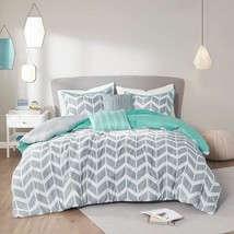 King size Reversible Comforter Set in Grey White Aqua Teal Chevron Stripe - $2,749.76 MXN