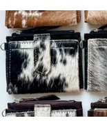 Western Cowhide Leather Wristlet Wallet Money Coins Black and White - $449.74 MXN