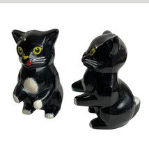 Vintage Salt or Pepper Shakers Black White Cats F &amp; F Mold And Die Works USA - £8.66 GBP