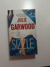 Sizzle by Julie Garwood 2009 paperback fiction novel - $4.75