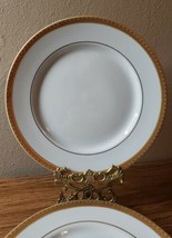 Gabbay Queen Victoria Dinner Plates Set Of 4 Gold Trim 10½&quot; - £39.90 GBP