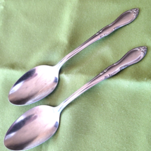 Oneida S L &amp; G H Rogers Stainless 2 Soup Spoons Homestead Pattern 7 1/8&quot; Glossy - $7.91