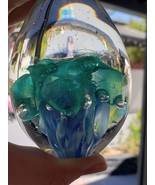 1996 Glass Paperweight Controlled Blue Bubble Egg Shaped Art Swirl Signed - $650.22 MXN