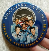 1985 NASA Discovery STS 51-I Collector Button 3 1/2&quot; diameter Vintage - £12.16 GBP