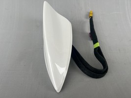 New 2018-2021 Chevy Traverse Roof Upper Shark Fin Antenna Pearl White 84... - $19.79