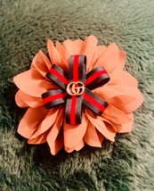 Stunning Tan flower Red Green Gucci Web &amp; GG  hair clip - £51.24 GBP