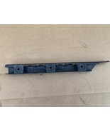 2004 - 2010 BMW E83 X3 3.0L REAR BUMPER LEFT PASSENGER SIDE MOUNT BRACKE... - $27.05 CAD