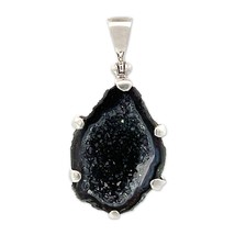 Starborn Agate Geode Pendant Necklace (22&quot;) Black - £132.81 GBP