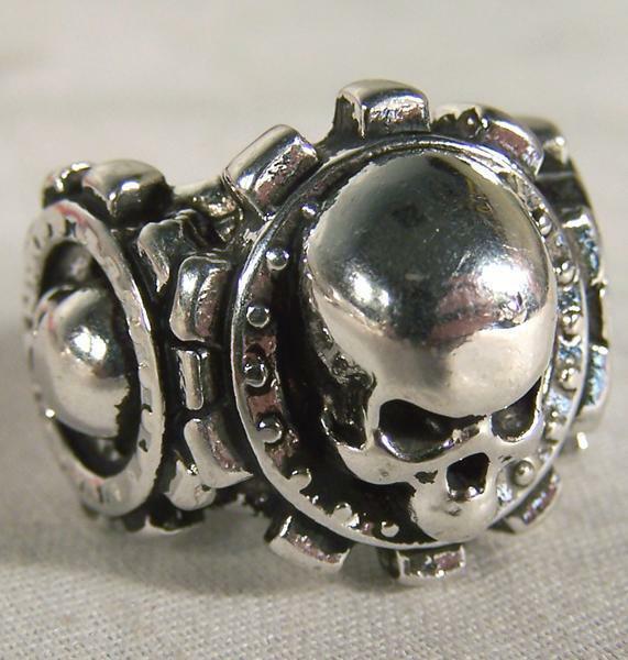 TRIPLE SKULL HEADS SHIELDS BIKER RING mens jewelry BR266 silver rings  BIKER NEW - $7.59