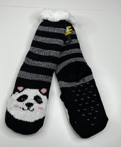 ooh geez NWT panda panda non-skid sole black white fuzzy cozy socks one size D3 - £5.62 GBP