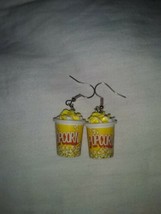 Popcorn Bucket earrings - movie popcorn earrings - £7.86 GBP