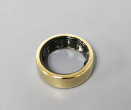 Oura Ring Gen3 Horizon Size 9 -  Gold JZ90-51383-09 image 2