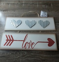 New Valentines Day &quot;Love&quot;  Decor Wall Hanging Sign, metal hearts - £13.14 GBP
