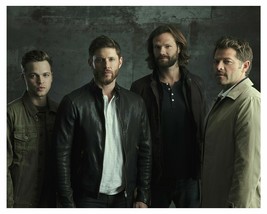 Supernatural (Jared Padalecki) &amp; (Jensen Ackles) Cast Tv Show 5x7 Photo - £6.13 GBP