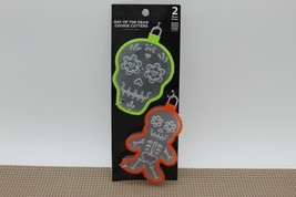 Set of 2 NEW Day of the Dead sugar Skull Cookie CuttersTextured Stamp - $12.46