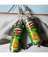 Unique PRINGLES EARRINGS handcrafted SOUR CREAM &amp; ONION retro SNACK pop ... - €7,59 EUR