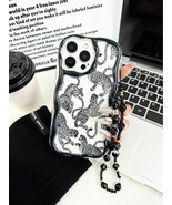 Shockproof Cream Texture Wavy Edge Phone Case with Turtle Art For iPhone... - $140.36 MXN