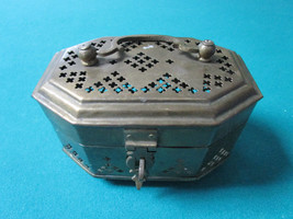 Vintage India Brass Cricket Box 6 X 4 1/2&quot; Original - £98.92 GBP