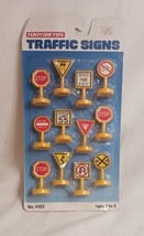 VINTAGE TOOTSIETOY TRAFFIC ROADWAY STREET OR HIGHWAY SIGNS NEW 4103 - $9.46