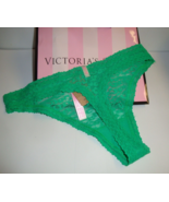 NEW VICTORIA&#39;S SECRET &quot;PINK&quot; WEAR EVERYWHERE LACE THONG LEOPARD LACE GRE... - $234.02 MXN