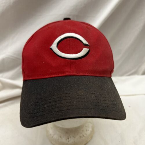trucker hat baseball Cap Vintage Cincinnati Reds Baseball Team MLB ￼ - $39.99