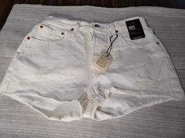 Levi&#39;s Women&#39;s 501 Original High-Rise Jean Shorts White Size W30 NEW Button Fly - £39.47 GBP