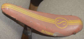 SCHWINN  STINGRAY Bike 1960s ORIGINAL VINTAGE BANANA SEAT - $54.14 CAD