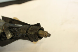 1999-2003 BMW 540I 5 SERIES DRIVER SEAT BELT RECEIVER WITH COVER V148 image 3